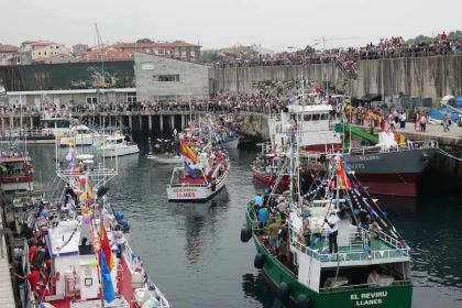 procesion-santa-ana-llanes_1.jpg